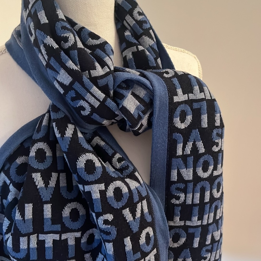 Louis Vuitton Scarf Wool 68” x 12.5” - Picture 4 of 8